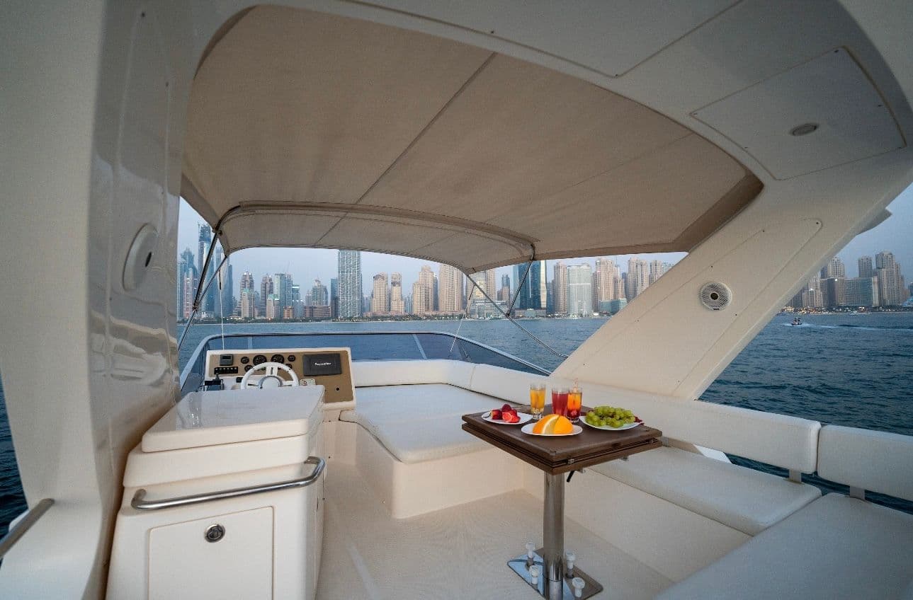 Azimut 53ft
