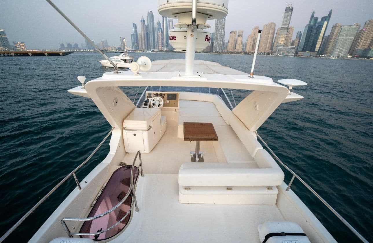 Azimut 53ft