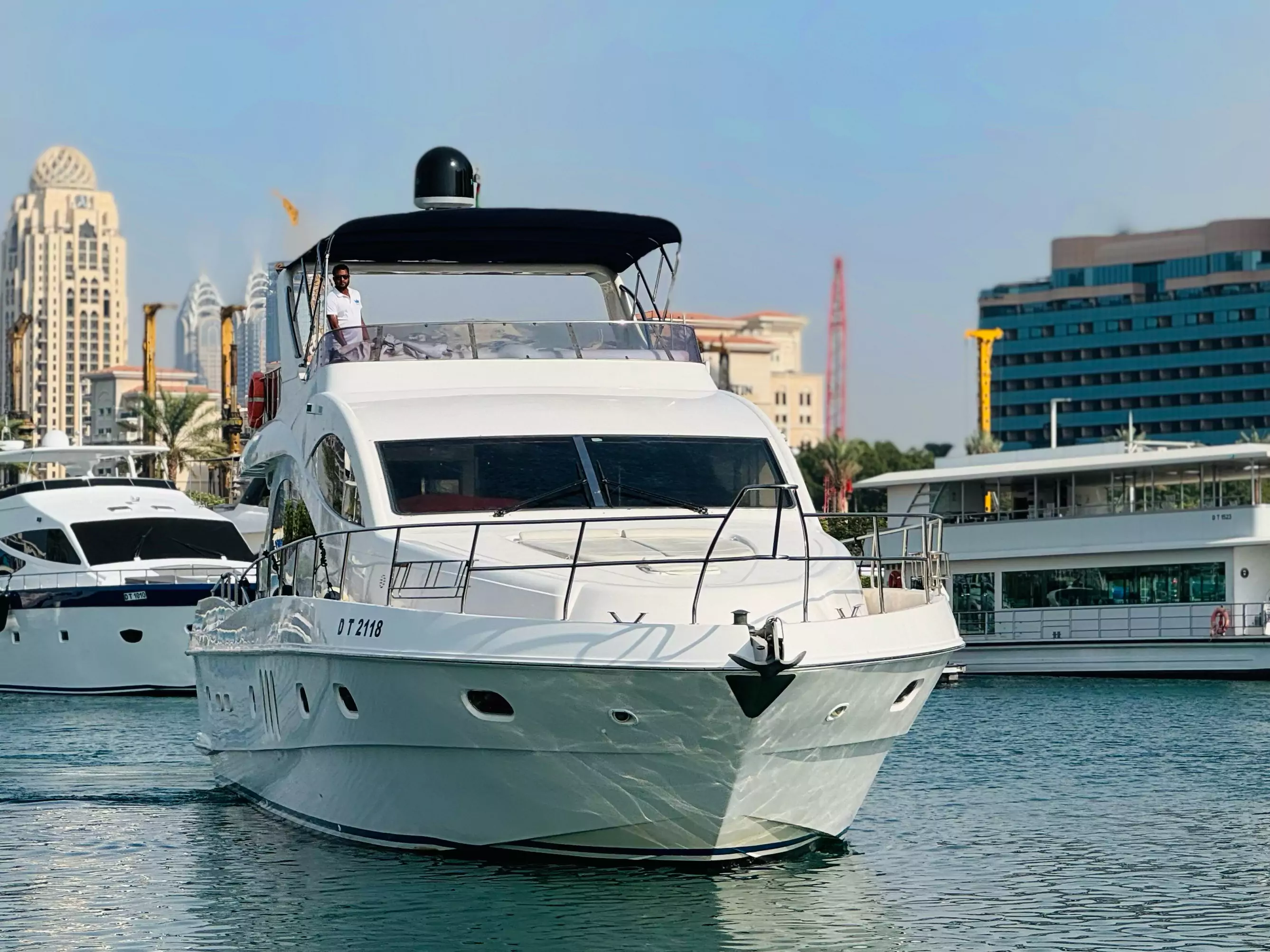 Majesty 70ft