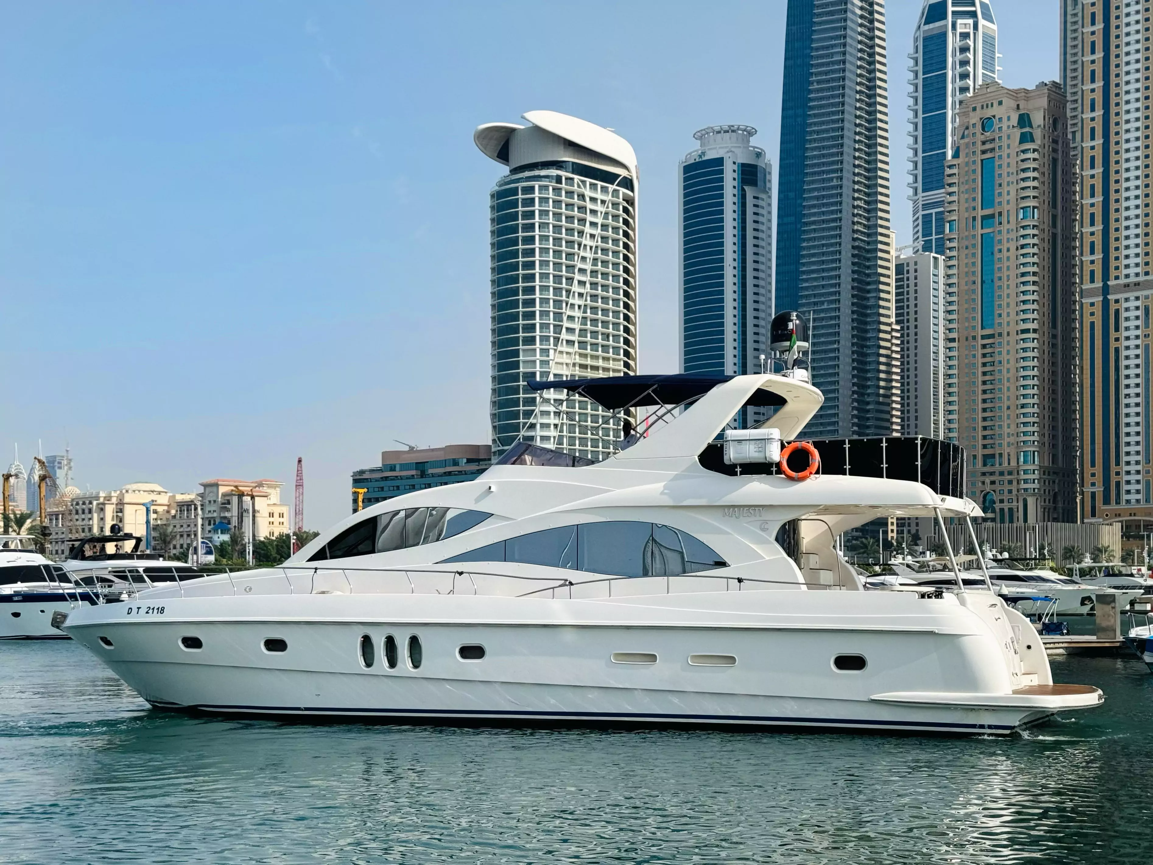 Majesty 70ft